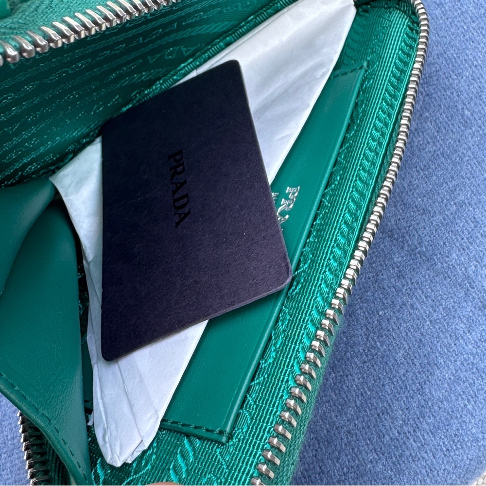 Prada green mini triangle glitter crossbody pouch new - Picture 4 of 5